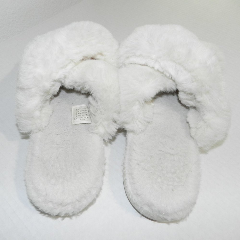 Halluci ivory wide cross straps, cushioned sole plush slides, size US 9/10
